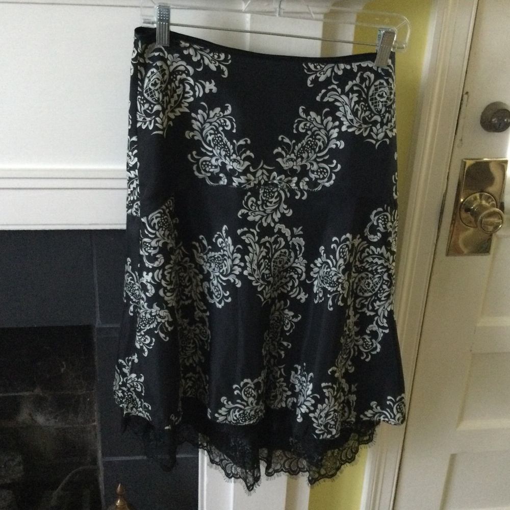 White House Black Market Tiered Silk & Lace Skirt - Sz 6